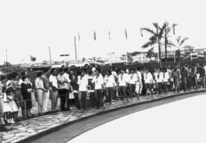 Desfile das atletas do Balé Aquático do Clube Fluminense do Rio de Janeiro na Inaugur