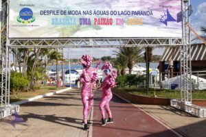 Desfile “Brasília, Uma Paixão em Cores”