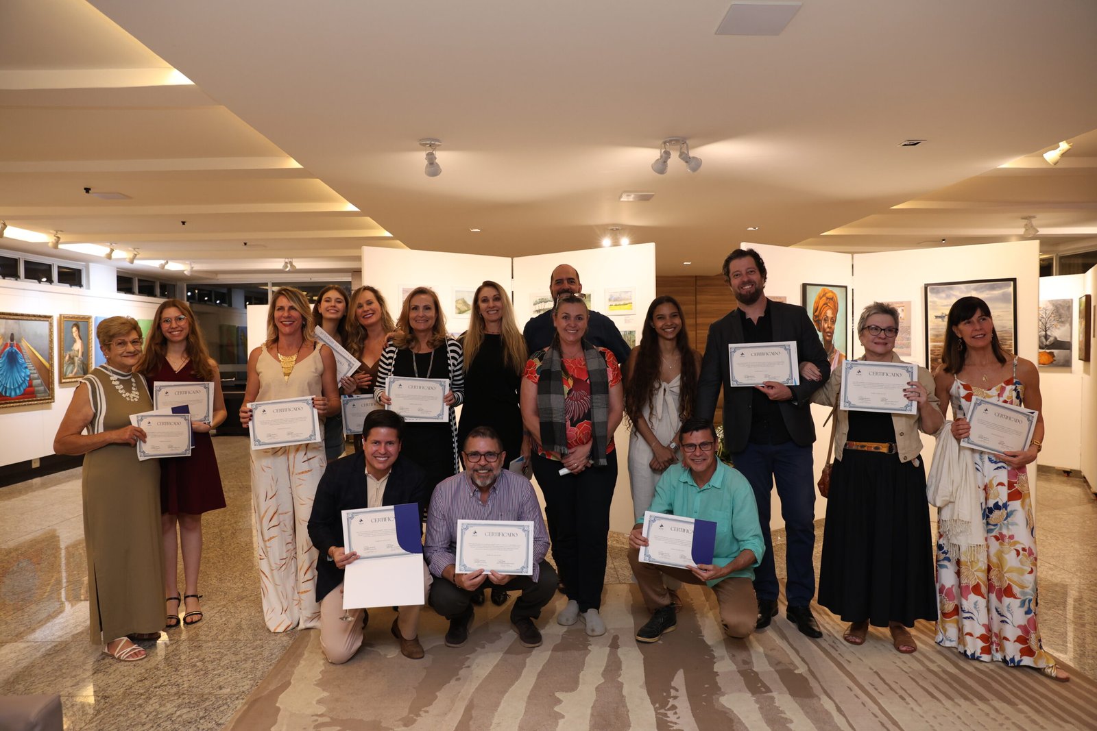 Exposição Coletiva de Artes Visuais “Entre Pincéis”