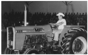 Show de Lançamento da Linha de Tratores Massey-Ferguson — 1976